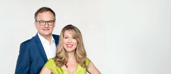 Frank Plasberg und Ehefrau Anne Gesthuysen talken am 27. September in Bad Meinberg mit Louis Pawellek. Karten gibt es ab sofort. - © Bildrechte: Frank Plasberg