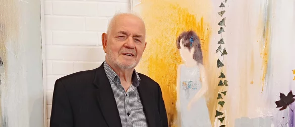 Redzep Memisevic vor einem seiner Werke - © Kunstverein Herford