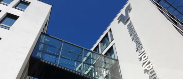 Die Verbundvolksbank OWL eG mit Sitz in Paderborn soll das Konto des Bielefelder AfD-Kreisverbandes gekündigt haben. - © Hans-Hermann Igges