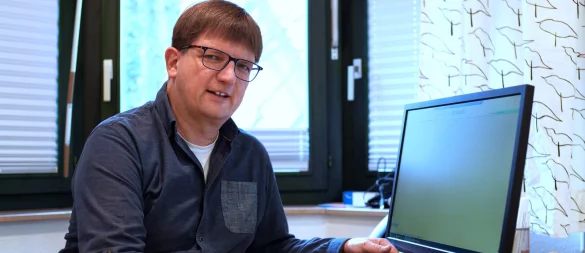Marcus Heidemann ist im Bundes- und Landesvorstand des Berufsverbandes der Kinderärzte. Politisch setzt er sich für eine Verbesserung des Gesundheitssystems ein, für seine eigene Praxis muss er angesichts dieses Systems drastische Entscheidungen treffen. - © Peter Unger