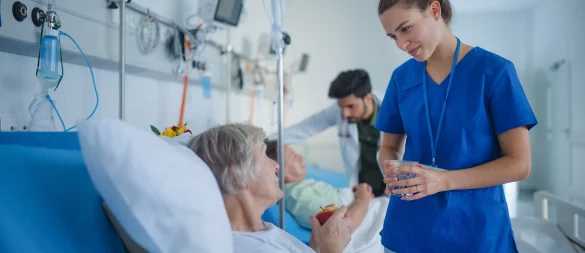 Die Ergebnisse einer forsa-Befragung zeigen eindrucksvoll, dass die Menschen in Westfalen-Lippe an eine höhere Überlebenswahrscheinlichkeit von Krebspatienten bei der Behandlung in einem spezialisierten Krebszentrum glauben. - © AOK/hfr.