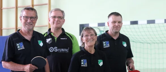 Freuen sich riesig auf die nächsten sportlichen Aufgaben: (von links) Volker Rehse, Martin Henkel, Antje Sturm und André Abend. - © Oliver König