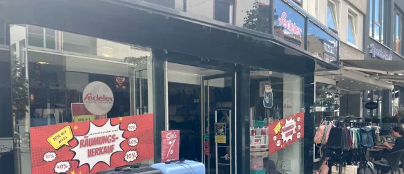 Das Geschäft an der Brüderstraße schließt. Der Inhaber nennt die Gründe. - © Jobst Lüdeking