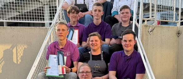 Die Juniorköche haben zum Abschluss ein Zwei-Gänge-Menü gezaubert. - © IHK Lippe