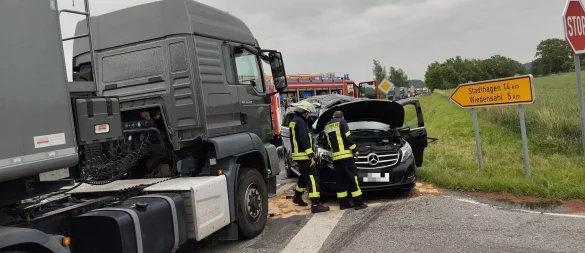 Auf der L770 kam es zu einem schweren Zusammenstoß. - © Oliver Plöger