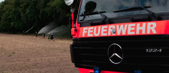 Um bestmöglich für einen Waldbrand gerüstet zu sein, übt die Freiwillige Feuerwehr Bad Salzuflen regelmäßig verschiedene Löschmaßnahmen. - © Feuerwehr Bad Salzuflen