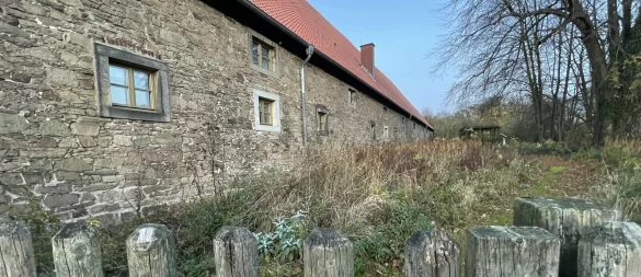 Trist im November: Der Garten an der Biologischen Station in Schieder. - © Silke Buhrmester
