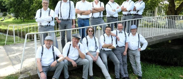 Die Gelbe Schule an der Martin-Luther-Straße ist die musikalische Heimat des Männerchores Ensemble Extra. - © Ensemble Extra