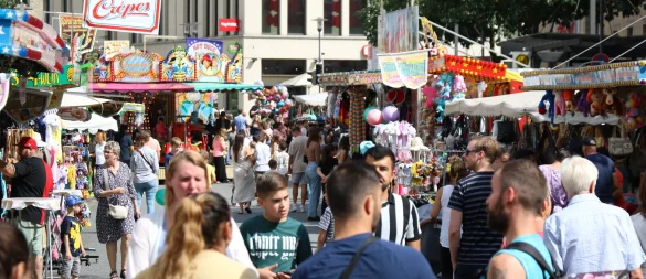 Von Freitag bis Montag gibt es in Detmold wieder die Sommerkirmes im Rosental und auf dem Bruchberg. - © Archivfoto: Alexandra Schaller
