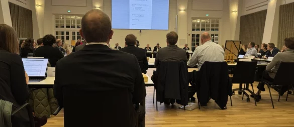 Blick in das Kurhaus bei der ersten Sitzung des neuen Rats. - © Sven Kienscherf