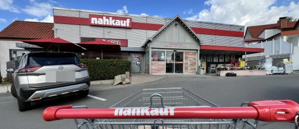 Der Nahkauf an der Barntruper Straße in Blomberg ist in Sachen Nachversorgungskonzept ein Sorgenkind. Der Grund: zu klein, zu wenig Auswahl. - © Seda Hagemann