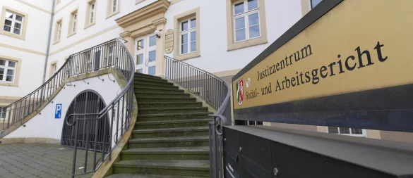 War's das mit dem Arbeitsgericht in Detmold? Der Standort in Detmold soll gemeinsam mit Minden, Herford und Paderborn künftig mit dem Arbeitsgericht Bielefeld zusammengelegt werden. - © Jost Wolf