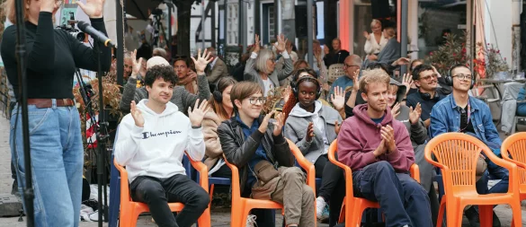 Das "Open-Air-Kino" am Café Cup beim 21. Internationalen Kurzfilmfestival (ISFF) ist gut angekommen. - © Kultur- und Art-Initiative