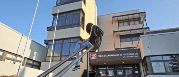 Das Gebäude 4 Felix-Fechenbach-Berufskolleg in Detmold soll abgerissen werden. - © Archivfoto: Vera Gerstendorf-Welle
