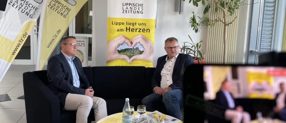 Wer macht das Rennen bei der Stichwahl am 28. September: Marco Müllers (links, parteilos) und Swen Horstmann (SPD) möchten Bürgermeister von Schieder-Schwalenberg werden. - © Silke Buhrmester