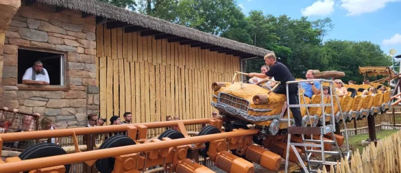 Die neue Attraktion im Potts Park "Saus & Braus" befindet sich noch im Softopening. Das kann zu unerwarteten Erlebnissen für die Besucher führen. - © Christian Grospitz