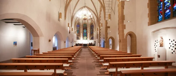 Ein Blick in die St.-Jodokus-Kirche am Klosterplatz. - © Andreas Zobe