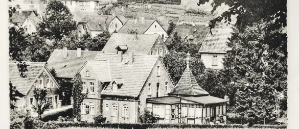 Es war einmal: So hat die Waldesruh, die heutige Pension Gräber, früher einmal ausgesehen. Damals gab es noch das Türmchen auf dem Anbau. ?Foto: Archiv Werner Höltke - © Karin Prignitz