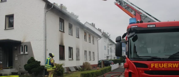 Die Feuerwehr Bad Salzuflen wurde am Samstagabend zu einem Zimmerbrand gerufen. - © Feuerwehr Bad Salzuflen