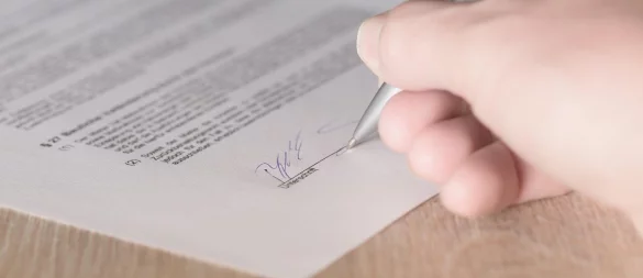 In Lemgo geben sich Betrüger als Stadtwerke-Mitarbeiter aus. - © Symbolbild: Pixyaby