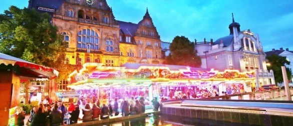 Der Niederwall wird bereits im Vorfeld des Leinewebermarkts ab Sonntag, 25. Mai, 0 Uhr, gesperrt. - © Bielefeld Marketing