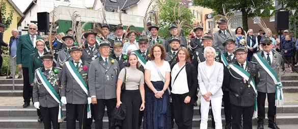Zahlreiche Oerlinghauser Schützen werden mit Ehrungen ausgezeichnet. Foto: Karin Prignitz - © Karin Prignitz