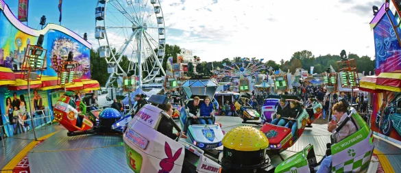 Reinholdi zieht Jahr für Jahr die Massen an. Viele nutzen für die Anreise die extra eingesetzten Shuttlebusse. - © Archivfoto: Nicole Ellerbrake
