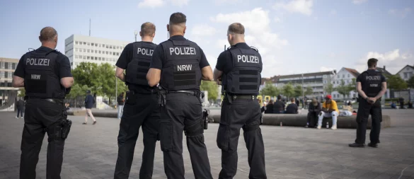 Die Bielefelder Soko Innenstadt hat unter anderem den Kesselbrink im Fokus. Hier kommt es oft zu Gewalttaten, Dealer verkaufen hier Drogen. - © Tim Wegner / NRW-Innenministerium