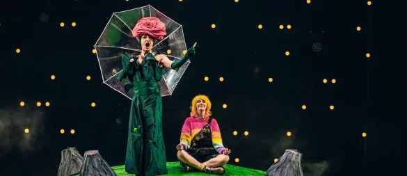 Für Sonntag, 14. Dezember, lädt die LZ zu einer Sonervorstellung des "Kleinen Prinzen" ein. - © Landestheater Detmold/ Marc Lontzek