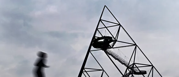 "Tetraeder" in Bottrop: Der Stadt droht eine schwere Finanzkrise. - © Federico Gambarini/dpa