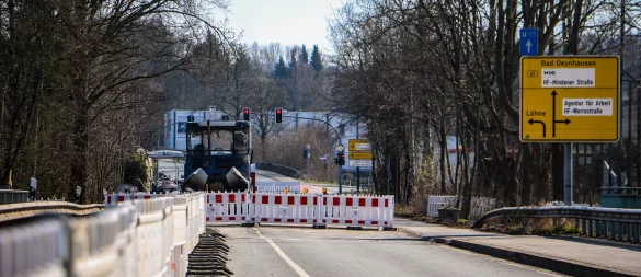 Auch die Bundesstraße 239 ist von den Verzögerungen betroffen. - © Daniel Salmon