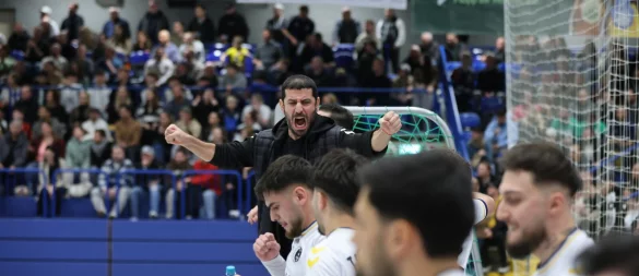 Emotionen auf der Bank des TSV Horn. - © Paul Cohen