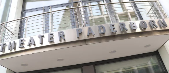 Beim Theater Paderborn ist am Sonntagabend eine Droh-Mail eingegangen. - © Holger Kosbab