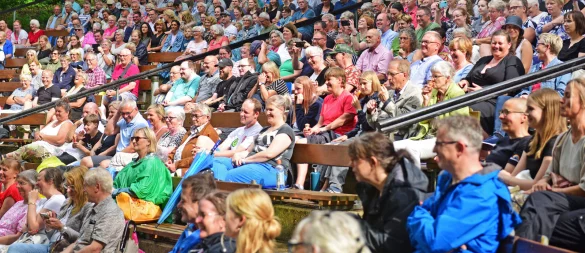 Die Freilichtbühne Bellenberg ist zu seinen Spielzeiten stets bestens besucht. - © Archivfoto: Nicole Ellerbrake