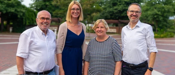 Walter Kern (von links), Maike Krüger, Claudia Middendorf und Falko Heise tauschen sich aus. - © Stiftung Eben-Ezer