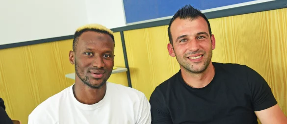 Adboulaye Bah aus Guinea (links) und Mohammad Ballan aus Syrien. - © Nicole Ellerbrake