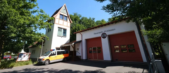 Zu klein und nicht auf dem Stand der Dinge: Das Haus der Löschgruppe Hiddesen sollte umgebaut und erweitert werden - jetzt ist von einem Neubau die Rede. - © Sven Koch(LZ)