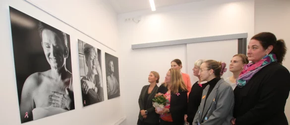 Nadine Marga Fahrenkamp, Sabine Mirbach, Kerstin Ahaus, Alice Vollmer, Ingy Jabri, Tirza Peuker und Marianne Petersmeier. - © Förderverein Krebsberatungsstelle