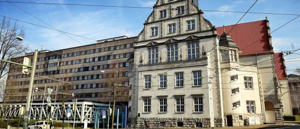 Vor dem Bielefelder Landgericht war ein 37-jähriger Herforder angeklagt, weil er seine Ex-Freundin immer wieder brutal verprügelt und bedroht hat. - © Barbara Franke