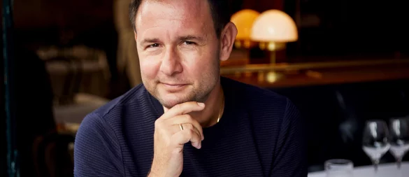 Bestseller-Autor Alexander Oetker liest Donnerstag in Detmold. - © David Maupilé