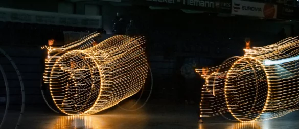 Spektakuläres bot die Rhönradabteilung des VfL Schlangen. - © Jörg Hagemann