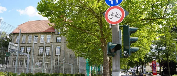 An der Hornschen Straße zwischen der Neustadt und dem Johannettental gelten für Radfahrer neue Regeln. - © Stadt Detmold