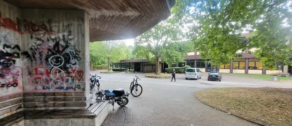Die Wallschule muss dringend saniert werden. Damit fällt aber ein wichtiger Standort für die Schulen weg. - © Katrin Kantelberg