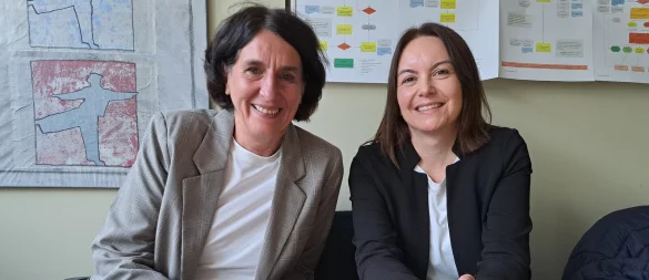 Ulrike Glathe (Leiterin des Kreisjugendamtes, links) und Martina Fieseler (Fachgebietsleitung Kinderschutz, Beratung und Prävention) sprehen über Herausforderungen nach Lügde, Corona und dem Ukrainekrieg. - © Carolin Brokmann-Förster