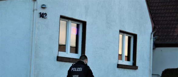 Im Februar durchsuchte die Polizei mehrere Bordelle in OWL - darunter d diesen Rotlichtbetrieb in Löhne. - © Lukas Brekenkamp