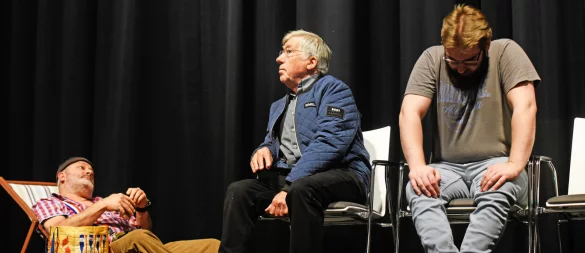 Bahnirrsinn auf der Theaterbühne: Die Proben laufen auf Hochtouren. - © Nicole Ellerbrake