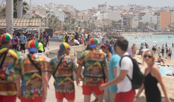 Mallorca ist ein Hotspot des Tourismus in Europa. - © Clara Margais/dpa