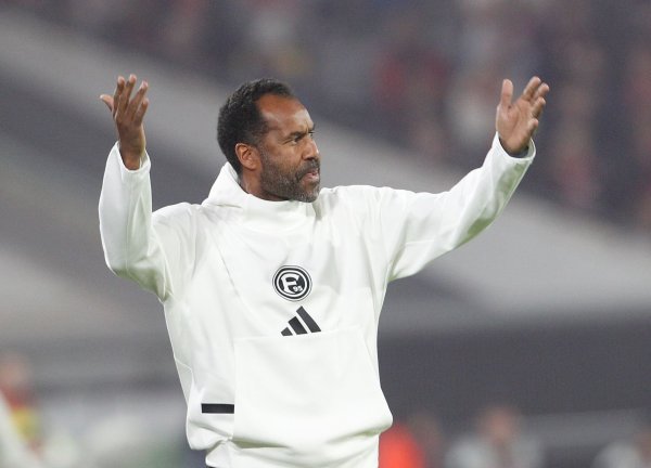 Nachweislich kein Zauberer: Fortuna-Coach Daniel Thioune - © Roland Weihrauch/dpa