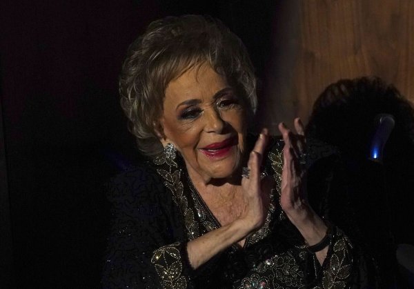 Die mexikanische Schauspielerin Silvia Pinal ist im Alter von 93 Jahren gestorben. (Archivbild) - © Marco Ugarte/AP/dpa