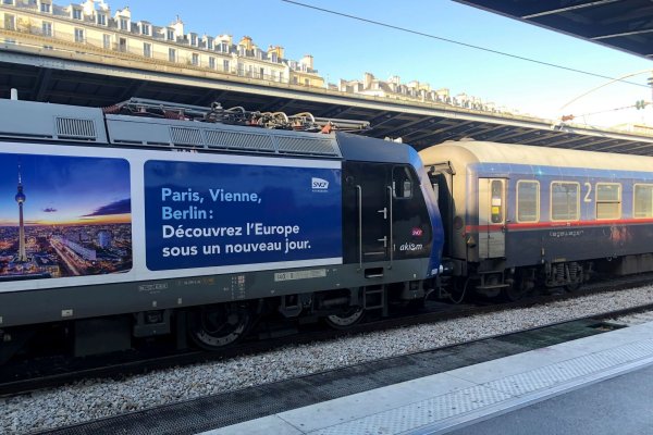 Wegen wegfallender Zuschüsse aus Frankreich droht dem Nachtzug zwischen Paris und Berlin das Aus (Archivbild). - © Michael Evers/dpa